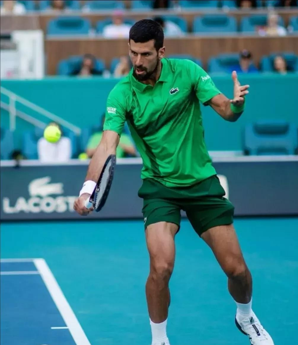 爱游戏在线-戴维斯杯鏖战蒙特卡洛大师赛，德约科维奇高光表现