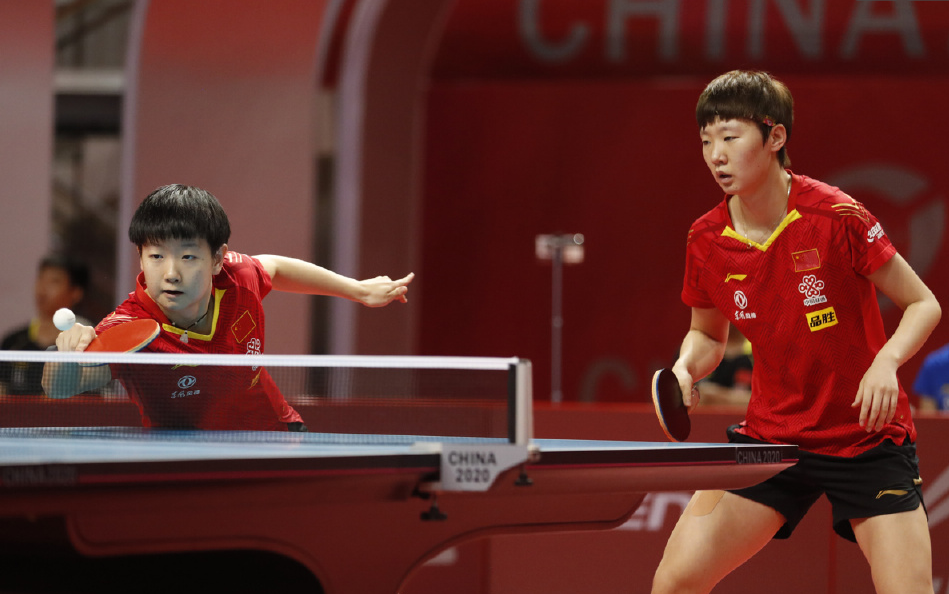 爱游戏下载-中国队横扫德国队，黄鸭组合扛起全队